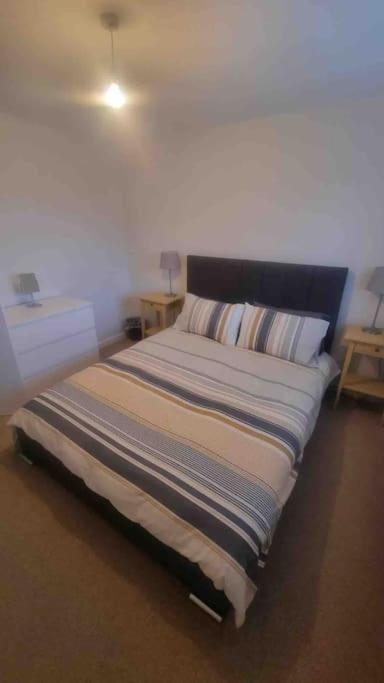 Spacious Self Contained Flat In Superb Location ليمنجتون المظهر الخارجي الصورة